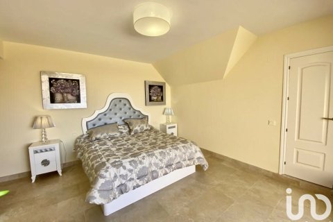 Apartment à vendre à Castillo de la Duquesa, Malaga, Espagne, 3 chambres, 194 m2 No. 154240 - photo 6