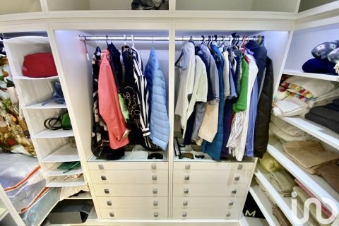 Apartment à vendre à Castillo de la Duquesa, Malaga, Espagne, 3 chambres, 194 m2 No. 154240 - photo 11