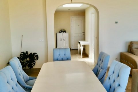 Apartment à vendre à Castillo de la Duquesa, Malaga, Espagne, 3 chambres, 194 m2 No. 154240 - photo 2