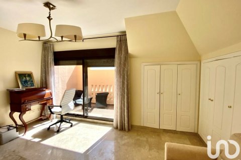 Apartment à vendre à Castillo de la Duquesa, Malaga, Espagne, 3 chambres, 194 m2 No. 154240 - photo 27