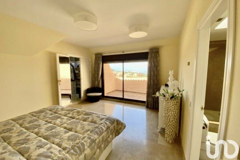 Apartment à vendre à Castillo de la Duquesa, Malaga, Espagne, 3 chambres, 194 m2 No. 154240 - photo 8