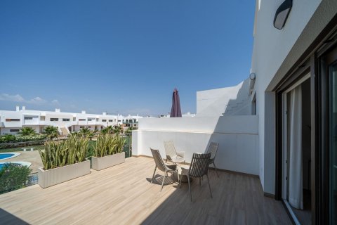 Bungalow en venta en Orihuela, Alicante, España 2 dormitorios, 75 m2 No. 170886 - foto 5