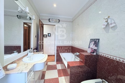 Продажа пентхауса в Валенсия, Испания 4 спальни, 159м2 №157293 - фото 18