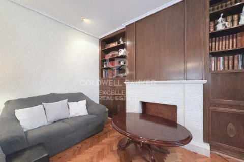 Penthouse for sale in Valencia, Spain 4 bedrooms, 159 sq.m. No. 157293 - photo 7