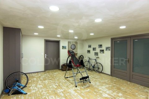 Hus till salu i Pedreguer, Alicante, Spanien 5 sovrum, 570 kvm. Nr. 157289 - foto 22