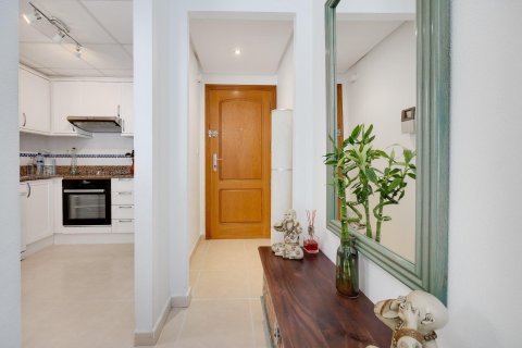 Attico in vendita a Torrevieja, Alicante, Spagna 3 camere da letto, 94 mq. N° 165902 - foto 9