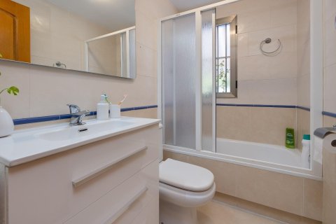 Attico in vendita a Torrevieja, Alicante, Spagna 3 camere da letto, 94 mq. N° 165902 - foto 21