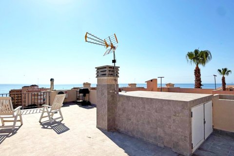 Apartamento en venta en Torrevieja, Alicante, España 1 dormitorio, 50 m2 No. 149302 - foto 12