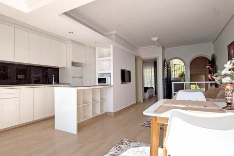 Apartamento en venta en Torrevieja, Alicante, España 1 dormitorio, 50 m2 No. 149302 - foto 28