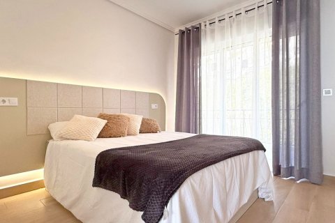 Apartamento en venta en Torrevieja, Alicante, España 1 dormitorio, 50 m2 No. 149302 - foto 14