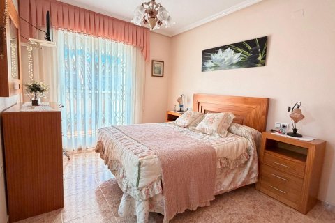 Apartamento en venta en Torrevieja, Alicante, España 3 dormitorios, 86 m2 No. 149301 - foto 22