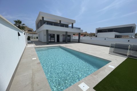 Villa for sale Ciudad Quesada, Alicante, Spain 3 bedrooms, 280 sq.m. No. 133868 - photo 5
