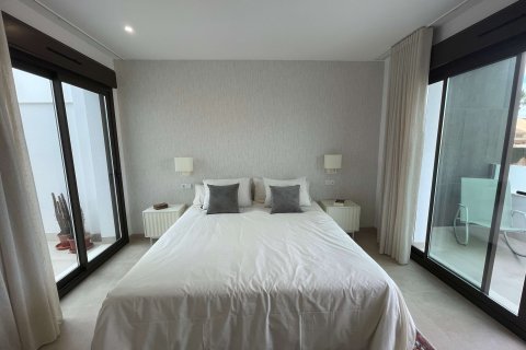 Huoneisto myytävänä San Pedro del Pinatar, Murcia, Espanja, 3 makuuhuonetta, 168 m2 No. 133867 - kuva 15