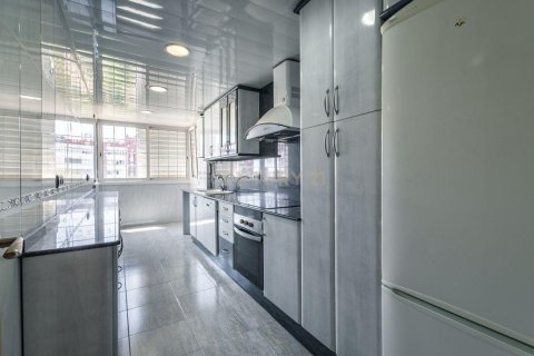 Apartment à vendre à Sant Joan Despi, Barcelona, Espagne, 4 chambres, 129 m2 No. 181319 - photo 11