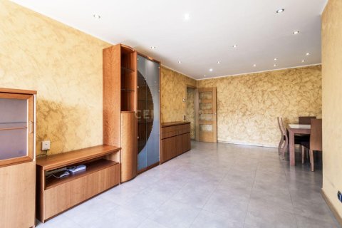 Apartment à vendre à Sant Joan Despi, Barcelona, Espagne, 4 chambres, 129 m2 No. 181319 - photo 4