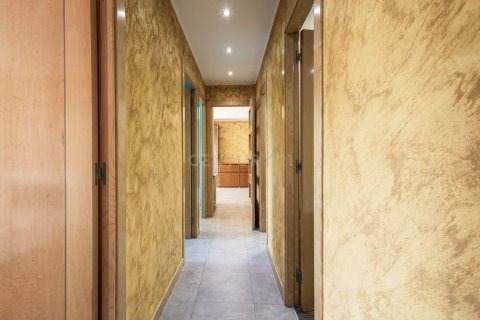 Apartment à vendre à Sant Joan Despi, Barcelona, Espagne, 4 chambres, 129 m2 No. 181319 - photo 15