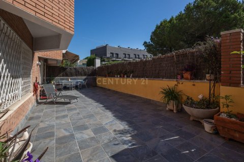 Dzīvoklis Sant Feliu de Llobregat, Barcelona, Spānijā 3 istabas, 104 m2 Nr. 181323