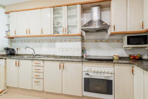 Apartment à vendre à Sant Feliu de Llobregat, Barcelona, Espagne, 3 chambres, 104 m2 No. 181323 - photo 27