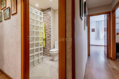 Apartment à vendre à Sant Feliu de Llobregat, Barcelona, Espagne, 3 chambres, 104 m2 No. 181323 - photo 16