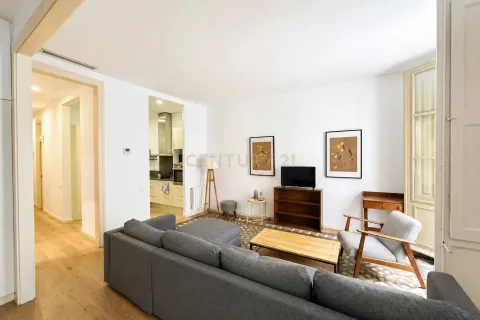 Dzīvoklis pārdošanā Barcelona, Spānijā 2 istabas, 85 m2 Nr. 181321 - attēls 2