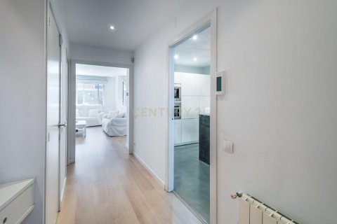 Сasa en venta en Sant Joan Despí, Barcelona, España 4 dormitorios, 219 m2 No. 181324 - foto 11