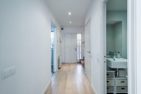 Сasa en venta en Sant Joan Despí, Barcelona, España 4 dormitorios, 219 m2 No. 181324 - foto 10