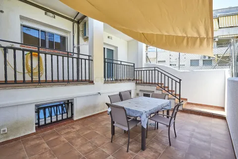 House à vendre à Sant Pere de Ribes, Barcelona, Espagne, 4 chambres, 207 m2 No. 181320 - photo 3