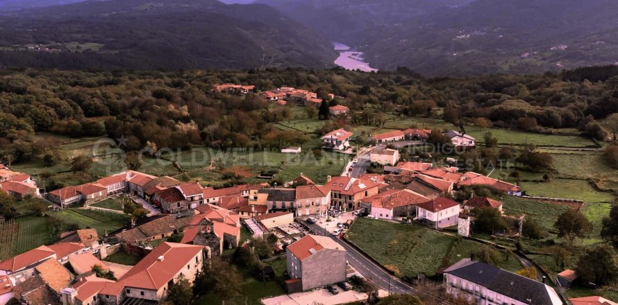 Dom w Parada De Sil, Ourense, Hiszpania 7 sypialni, 820 mkw. nr 160130