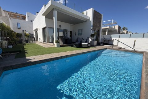 Villa pārdošanā Villamartin, Alicante, Spānijā 3 istabas, 115 m2 Nr. 188899 - attēls 2