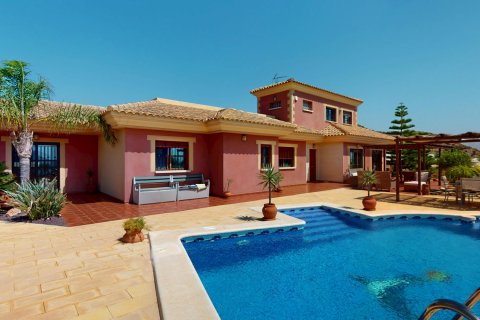 Villa till salu i Aguilas, Murcia, Spanien 5 sovrum, 474 kvm. Nr. 188726 - foto 5
