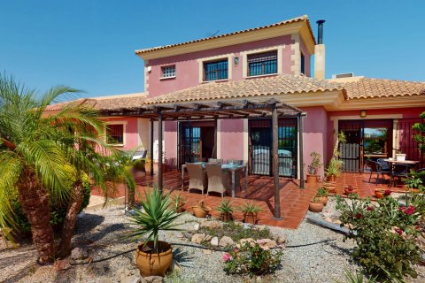 Villa till salu i Aguilas, Murcia, Spanien 5 sovrum, 474 kvm. Nr. 188726 - foto 4
