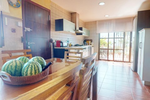 Villa till salu i Aguilas, Murcia, Spanien 5 sovrum, 474 kvm. Nr. 188726 - foto 11