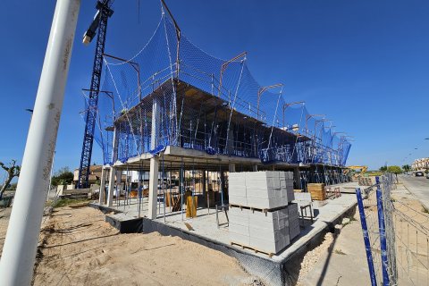 Bungalow for sale in Torre de la Horadada, Alicante, Spain 2 bedrooms, 76 sq.m. No. 163660 - photo 26