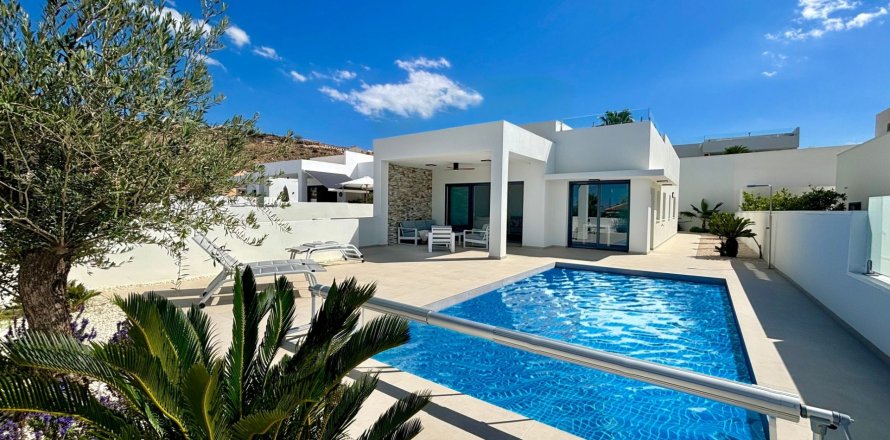 Villa i Ciudad Quesada, Alicante, Spanien 3 sovrum, 120 kvm. Nr. 155459