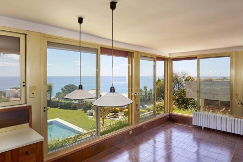 Villa for sale in Arenys de Mar, Barcelona, Spain 8 bedrooms, 965 sq.m. No. 150494 - photo 25