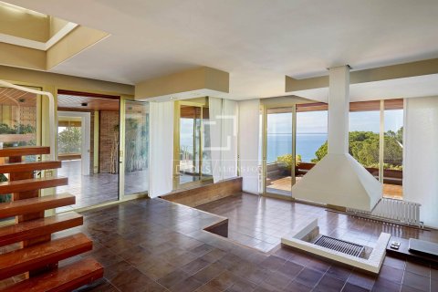 Villa for sale in Arenys de Mar, Barcelona, Spain 8 bedrooms, 965 sq.m. No. 150494 - photo 16