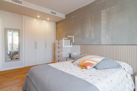 Lägenhet till salu i Barcelona, Spanien 3 sovrum, 104 kvm. Nr. 150490 - foto 11