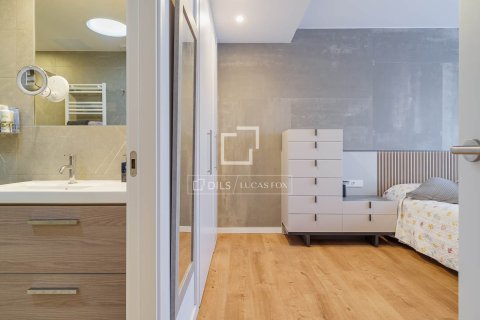 Lägenhet till salu i Barcelona, Spanien 3 sovrum, 104 kvm. Nr. 150490 - foto 9