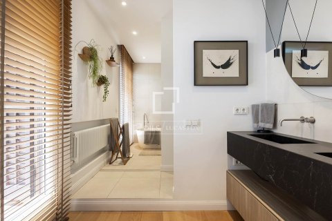 Penthouse w Barcelona, Hiszpania 3 sypialnie, 181 mkw. nr 150491 – zdjęcie 25