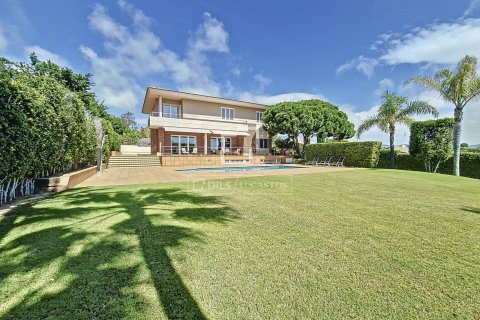 Villa for sale in Vilanova i la Geltru, Barcelona, Spain 5 bedrooms, 522 sq.m. No. 150493 - photo 5