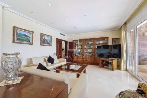 Villa for sale in Vilanova i la Geltru, Barcelona, Spain 5 bedrooms, 522 sq.m. No. 150493 - photo 21