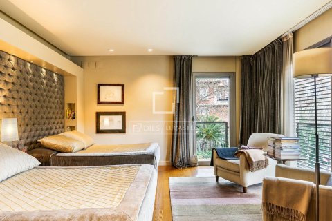 Dzīvoklis pārdošanā Barcelona, Spānijā 5 istabas, 400 m2 Nr. 150492 - attēls 19