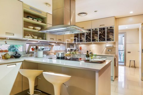 Dzīvoklis pārdošanā Barcelona, Spānijā 5 istabas, 400 m2 Nr. 150492 - attēls 3