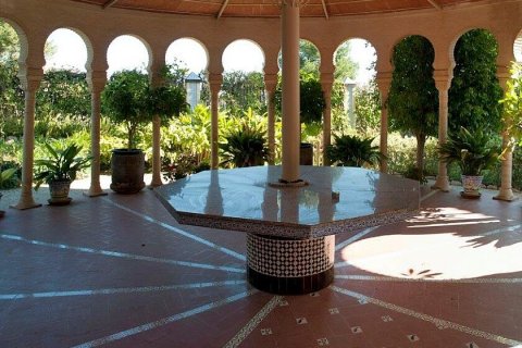 Apartment for sale Alicante, Spain 5 bedrooms, 860 sq.m. No. 111295 - photo 7