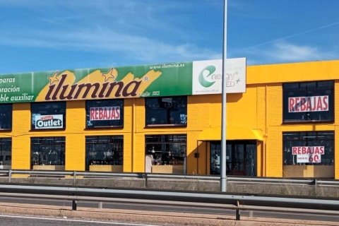 Gewerbeimmobilien zum Verkauf in Trobajo del Camino, Leon, Spanien 1624 m2 Nr. 196611 - Foto 3