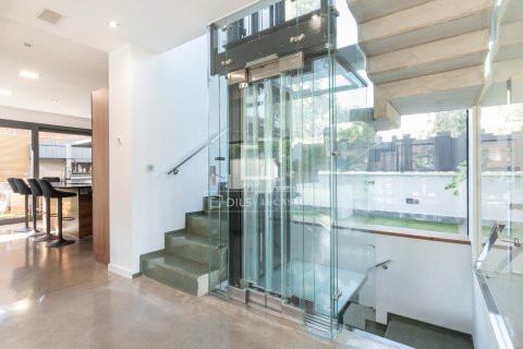 Villa à vendre à Castelldefels, Barcelona, Espagne, 5 chambres, 362 m2 No. 150879 - photo 12