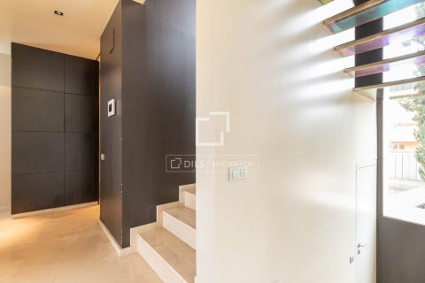 Villa till salu i Matadepera, Barcelona, Spanien 4 sovrum, 376 kvm. Nr. 150874 - foto 10