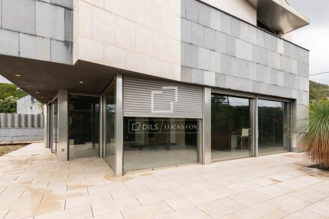 Villa till salu i Matadepera, Barcelona, Spanien 4 sovrum, 376 kvm. Nr. 150874 - foto 30