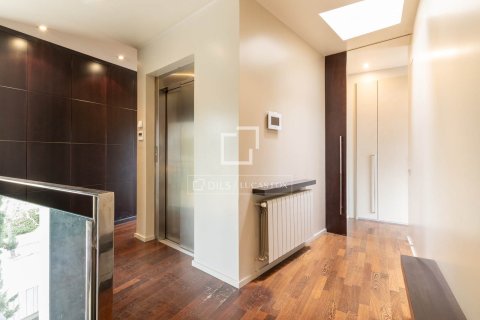 Villa till salu i Matadepera, Barcelona, Spanien 4 sovrum, 376 kvm. Nr. 150874 - foto 20