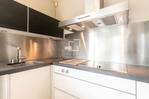 Villa till salu i Matadepera, Barcelona, Spanien 4 sovrum, 376 kvm. Nr. 150874 - foto 4